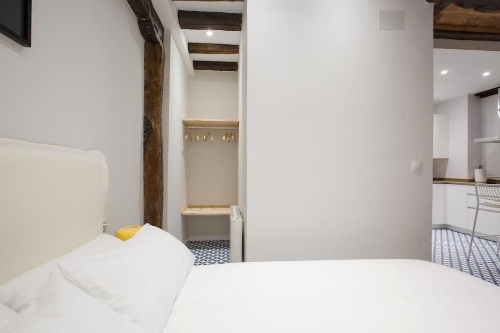 Etxeburu Apartment Билбао Екстериор снимка
