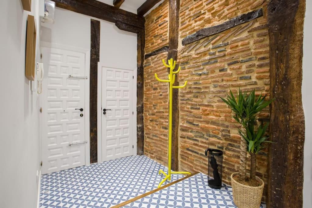 Etxeburu Apartment Билбао Екстериор снимка