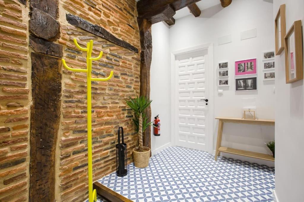 Etxeburu Apartment Билбао Екстериор снимка